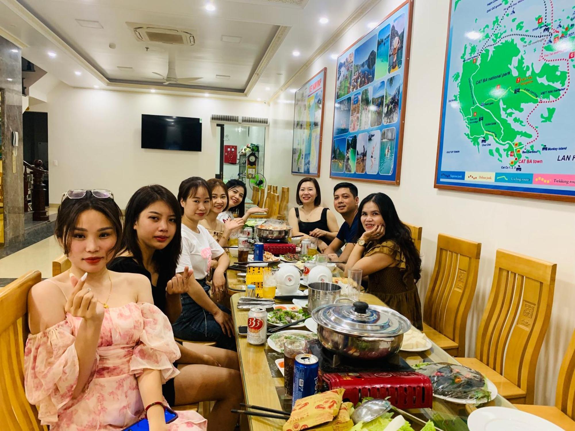 Tung Quang Hotel Dong Khe Sau ภายนอก รูปภาพ