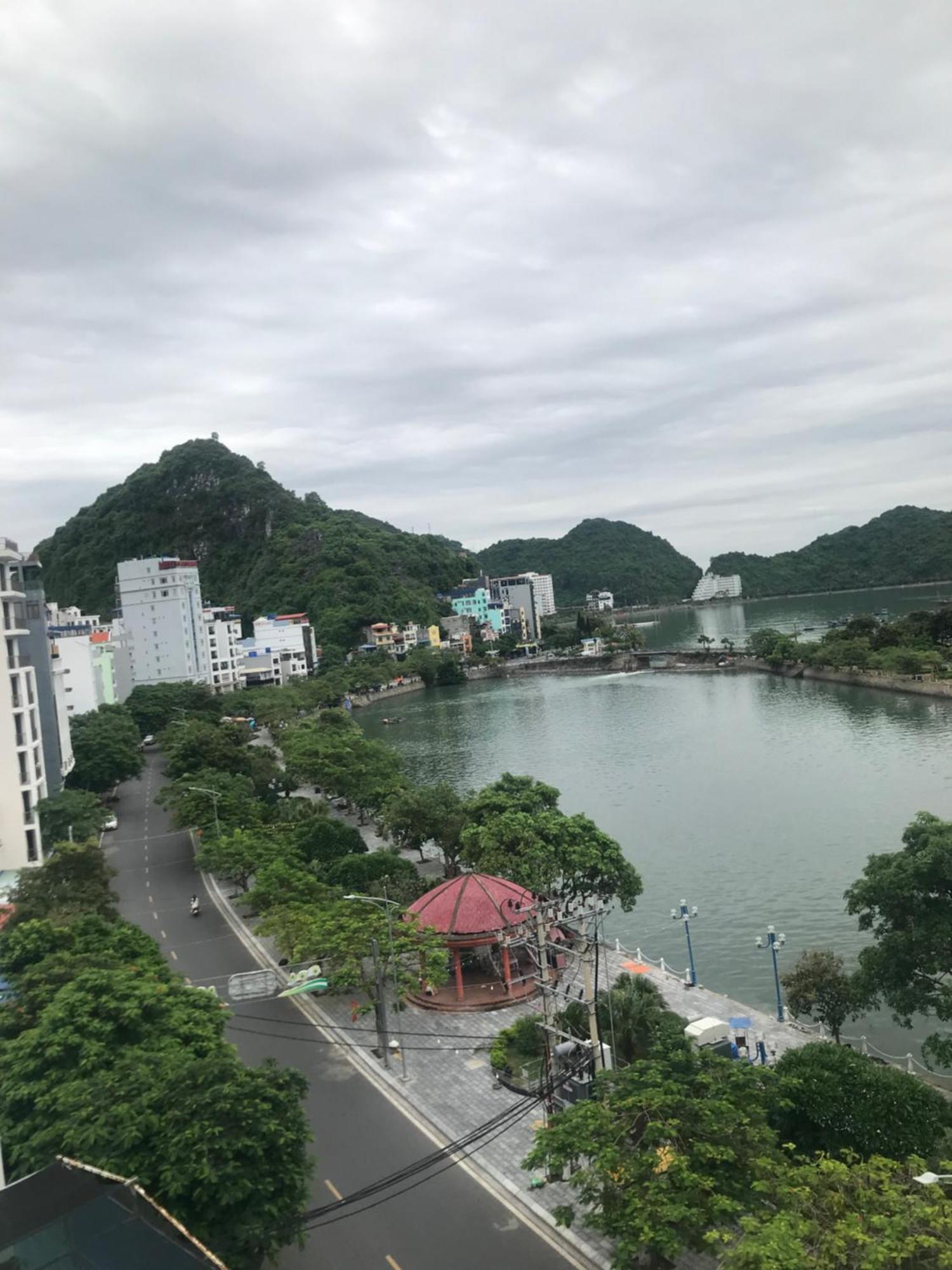 Tung Quang Hotel Dong Khe Sau ภายนอก รูปภาพ
