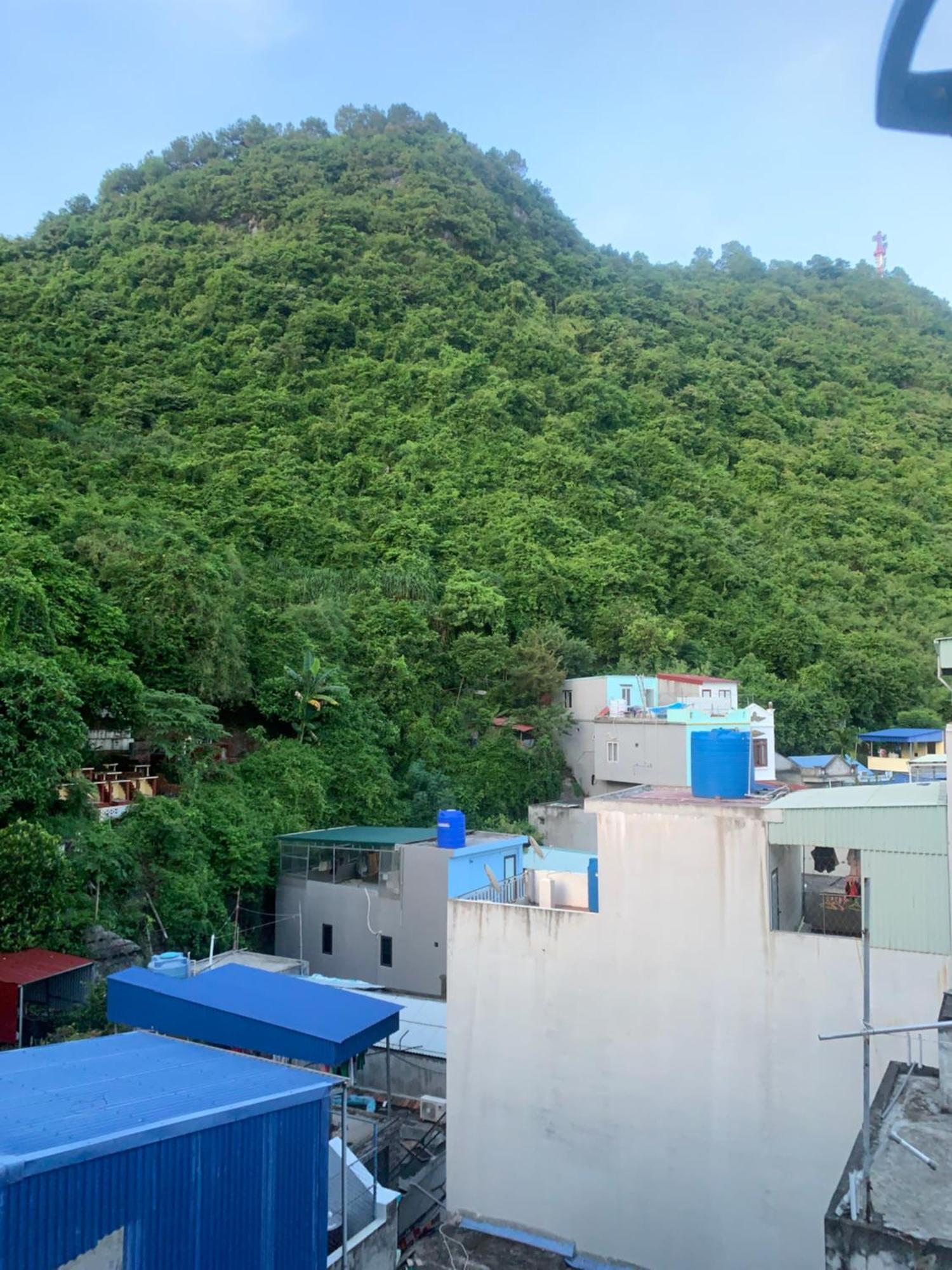 Tung Quang Hotel Dong Khe Sau ภายนอก รูปภาพ