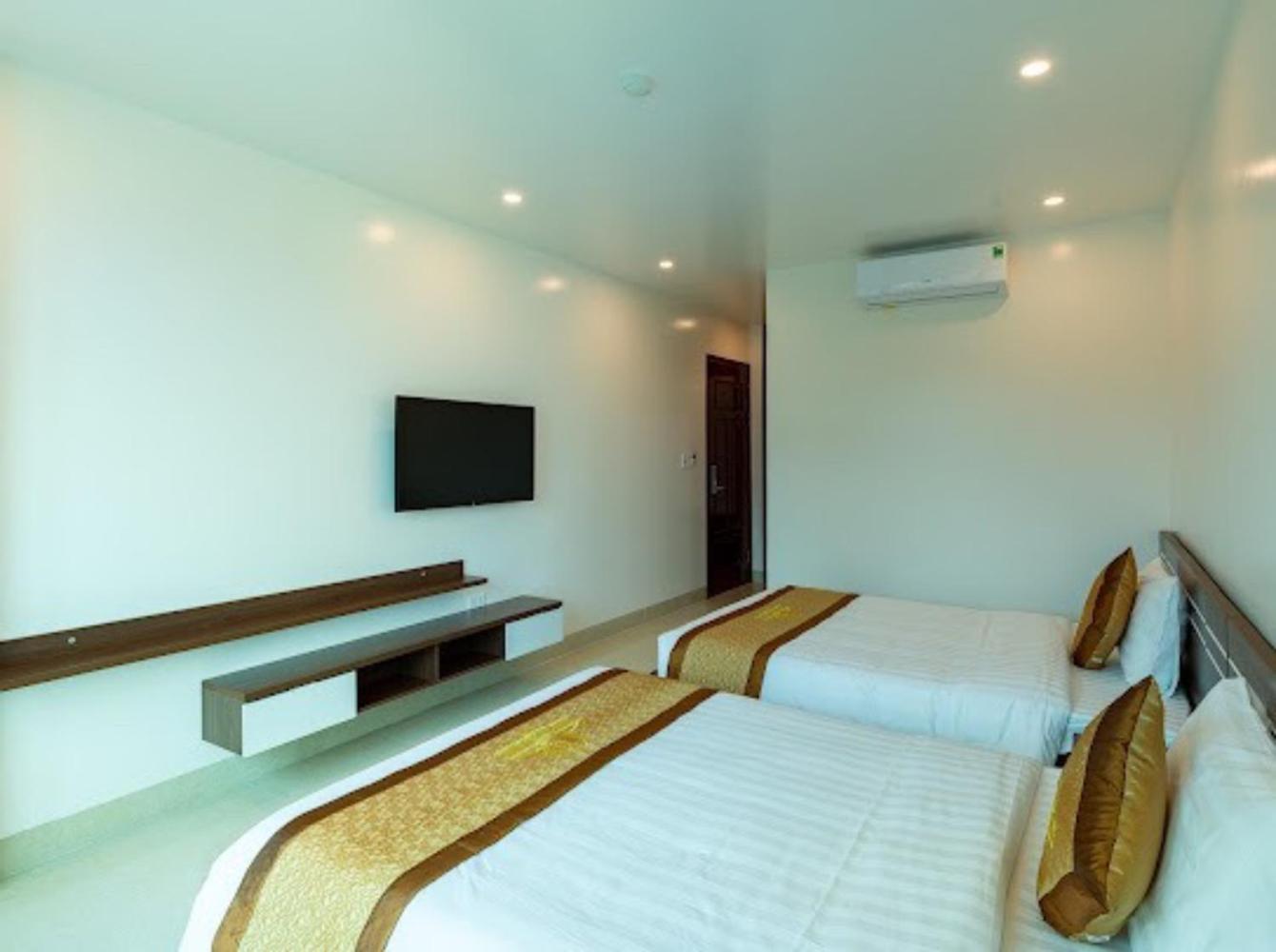 Tung Quang Hotel Dong Khe Sau ภายนอก รูปภาพ