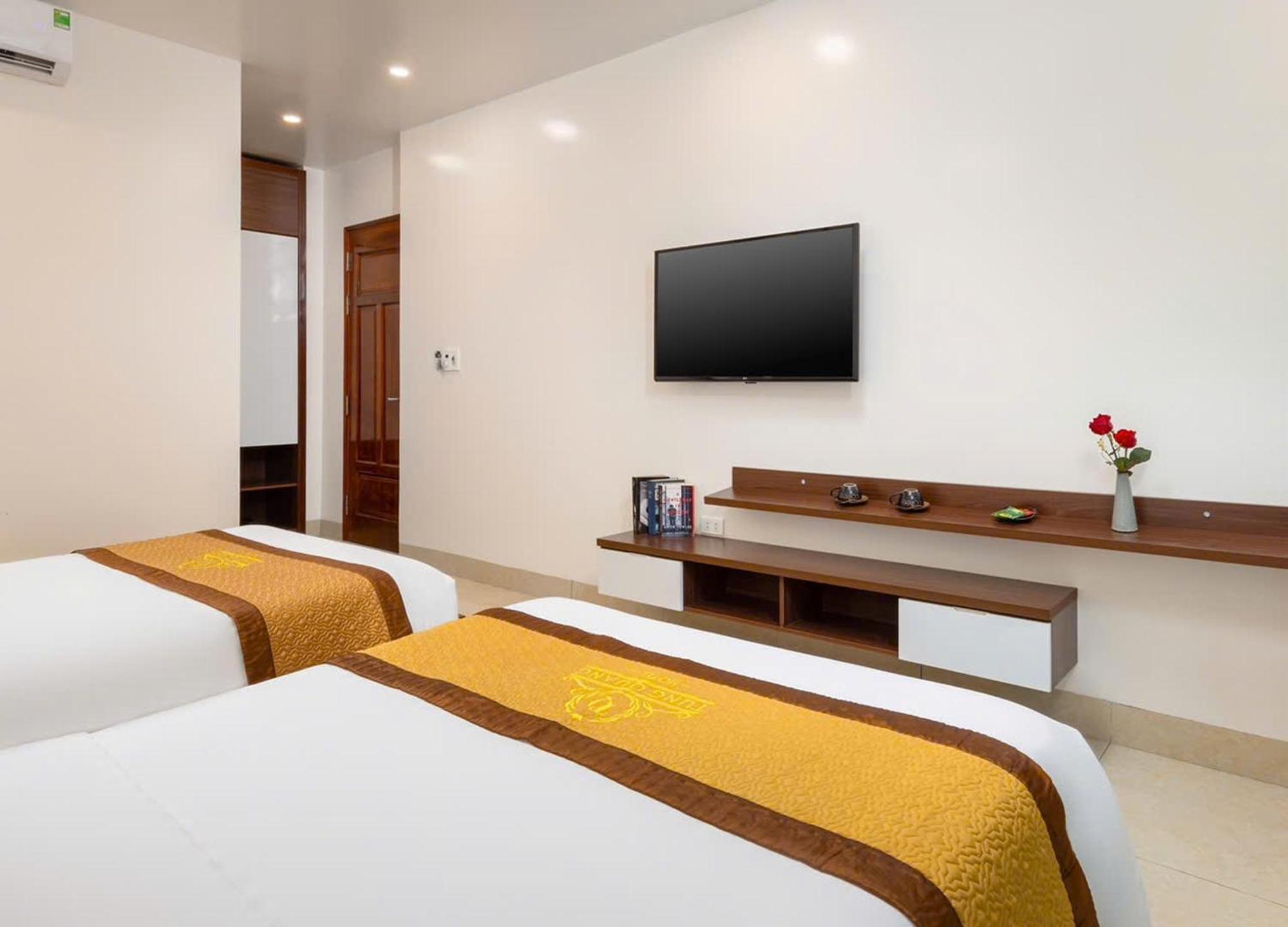 Tung Quang Hotel Dong Khe Sau ภายนอก รูปภาพ