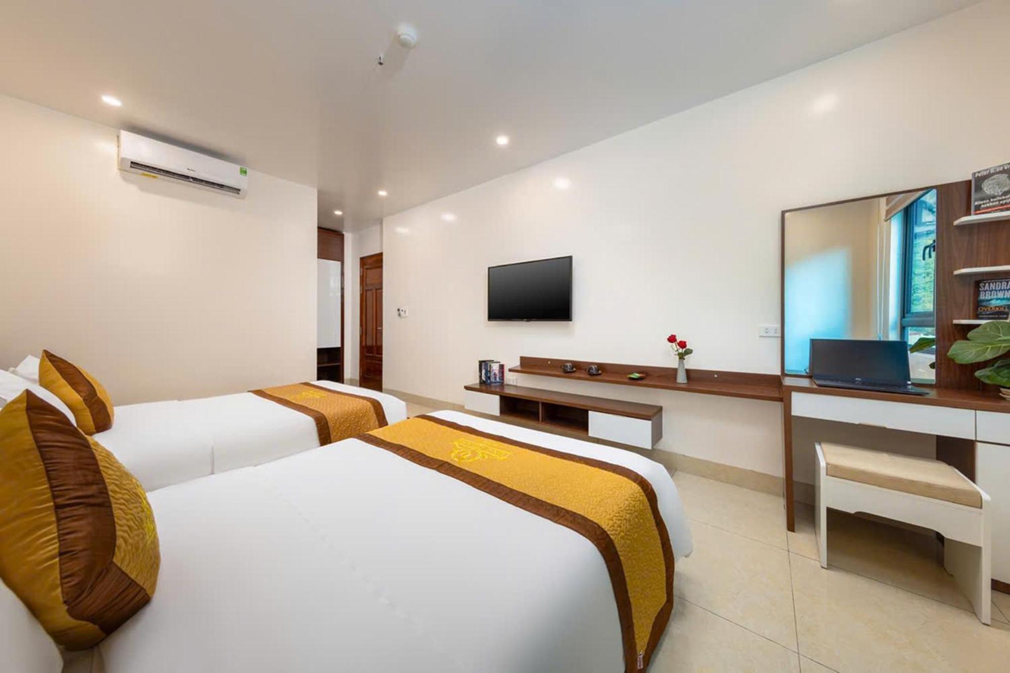 Tung Quang Hotel Dong Khe Sau ภายนอก รูปภาพ